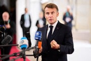 Francúzsky prezident Emmanuel Macron na samite lídrov Európskej únie v Kodani.