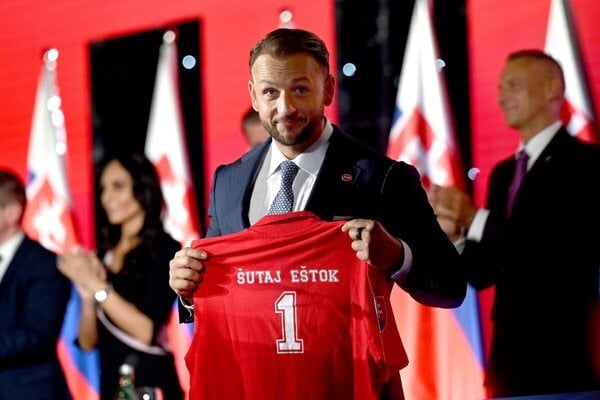 Predseda Hlasu Matúš Šutaj Eštok.