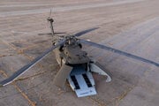 Z vrtuľníka UH-60L Black Hawk sa stal bezpilotný dron. 
