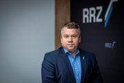 Šéf rozpočtovej rady Ján Tóth vraví, že keby vláda konsolidoval poriadne už šetriť nemusíme.