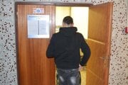 František v decembri 2023 na mestskom súde. V utorok na krajský súd neprišiel.