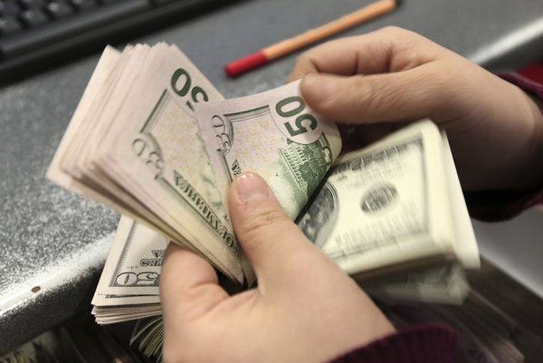 Nové clá USA voči Číne zasiahnu Američanov od kolísky po hrob, varujú firmy