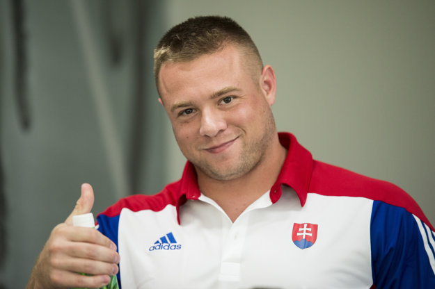 Marcel Lomnický postúpil do finále kladivárskej súťaže.