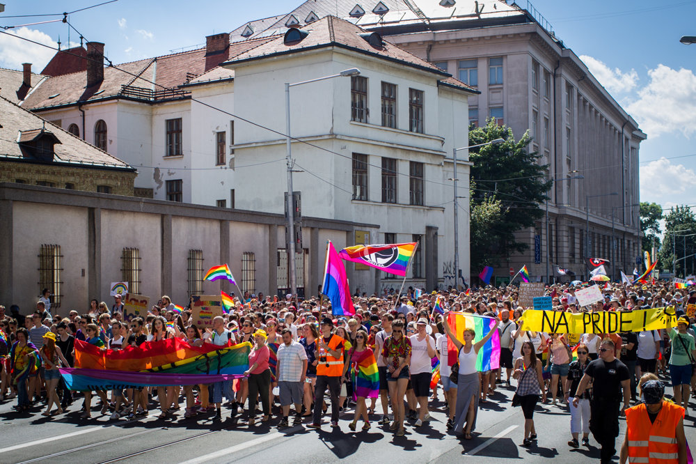 Do ulíc Bratislavy sa dúhový pochod vrátil po ročnej prestávke.