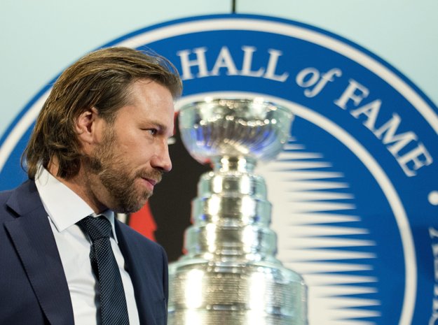 Peter Forsberg je legendou NHL, zaradili ho aj do Siene slávy.