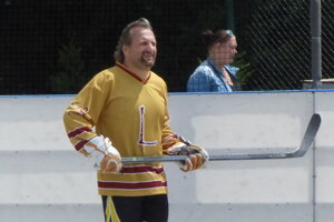 Skalická hokejbalová liga, semifinále Indiáni - Legendy