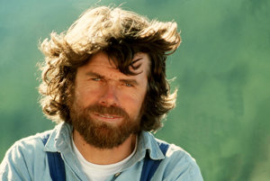 Reinhold Messner vyliezol na posledné chýbajúce osemtisícovky v roku 1986, Poliak Jerzy Kukuczka skompletizoval himalájsku korunu 11 mesiacov po ňom. 