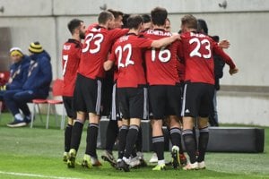 Hráči Spartaka Trnava sa radujú po triumfe.