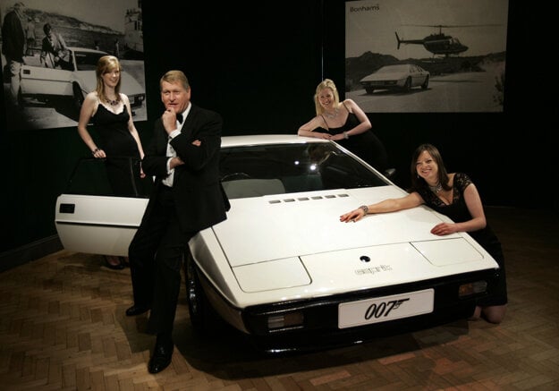 Automobil Lotus Esprit z filmu James Bond: Agent, ktorý ma miloval z roku 1977.