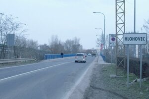 Most v Hlohovci.