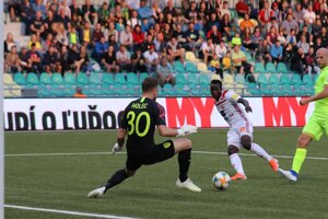 Trenčania (v bielom) proti Žiline nebodovali. 