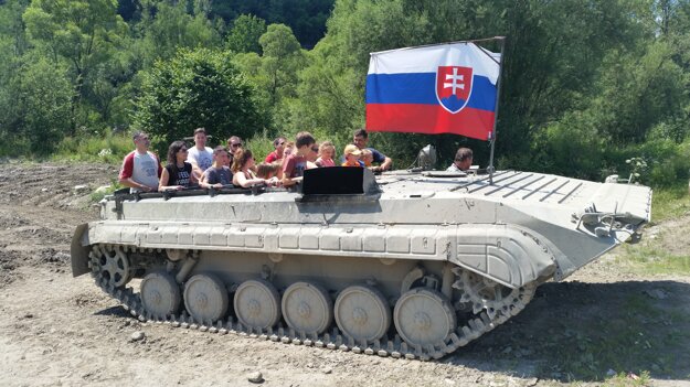 Jazda tankom v Podbieli.