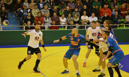 dsc_0144_r6801.jpg