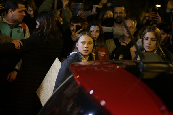 Thunbergová aj Bardem podporili ochranu klímy na pochode v Madride
