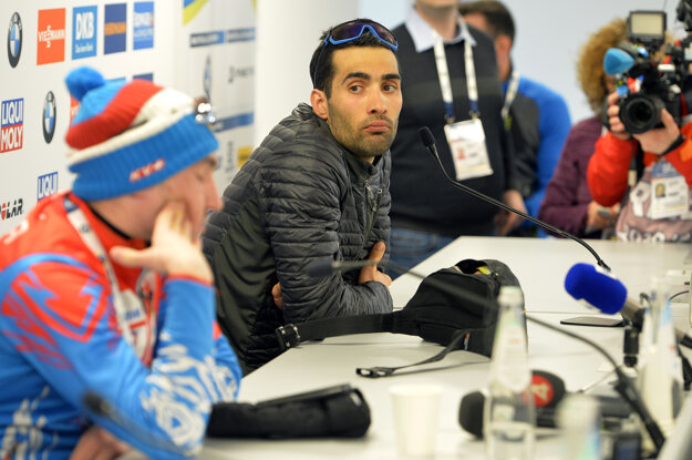 Martin Fourcade sa díva na Alexandra Loginova.