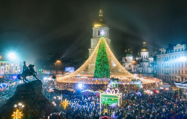 Oslavy príchodu nového roka v ukrajinskom Kyjeve.