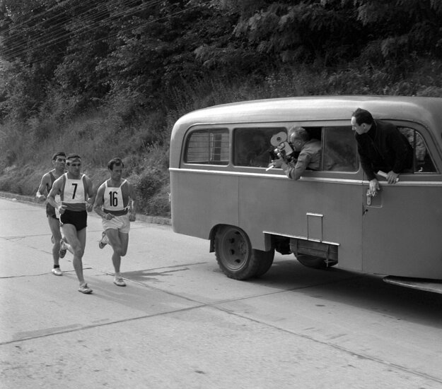 Prvým zahraničným víťazom bol v roku 1967 Švajčiar Walter Dietiker, na snímke na treťom mieste.