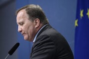 Švédsky premiér Stefan Löfven oznamuje svoju rezignáciu.