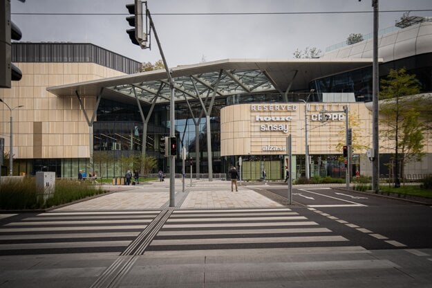 Nákupné centrum Nivy. (zdroj: SME/Marko Erd)