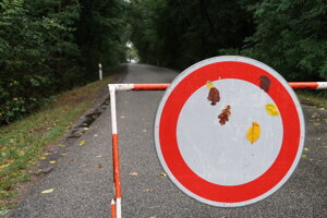 Hraničný priechod Moravský Svätý Ján - Hohenau je kvôli zdvihnutej hladine rieky Morava uzavretý
