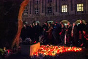 Výročie streľby na Filozofickej fakulte Karlovej univerzity na Námestí Jana Palacha v Prahe
