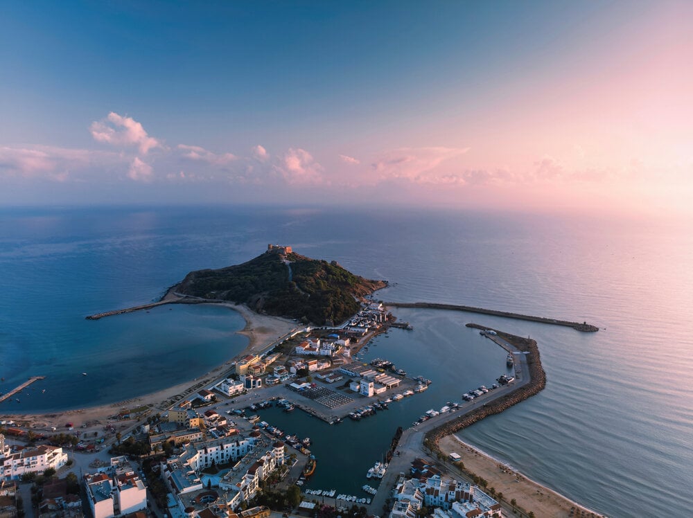 Tabarka (zdroj: Adobe Stock)