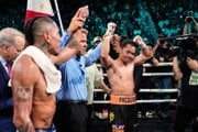 Mario Barrios a Manny Pacquiao po zápase.