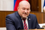 Minister cestovného ruchu a športu Rudolf Huliak.