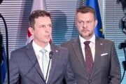 Štátny tajomník Ministerstva investícií, regionálneho rozvoja a informatizácie SR a prvý splnomocnenec vlády pre umelú inteligenciu (AI) Radoslav Štefánek a minister investícií regionálneho rozvoja a informatizácie Samuel Migaľ.