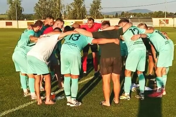 Nováčik z Rišňoviec zdolal Kolíňany, ktoré v stredu vyradili v pohári treťoligovú Belušu. 