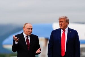 Samit Trump – Putin nepriniesol posun v rokovaniach o ukončení vojny.