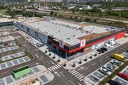 Nákupné centrum bude pozostávať z 27 obchodov.