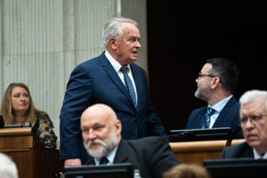 Poslanec Miroslav Radačovský.