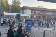 Protest v Čadci - účasť klesla, prišlo okolo 150 ľudí.