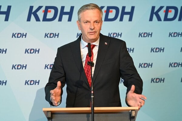 Smer spustil na Orave hon na Janckulíka a KDH. Zvláštne až šikanózne, tvrdí politológ