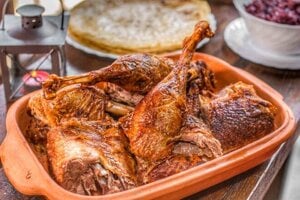 Kam na husacie hody či pečenú kačku? Toto sú najlepšie reštaurácie pri Bratislave
