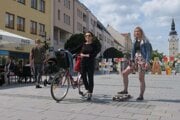 Na Hlavnej ulici v Trnave platí už niekoľko rokov zákaz vjazdu pre bicykle.