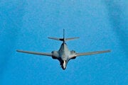 Bombardér B1-B Lancer.