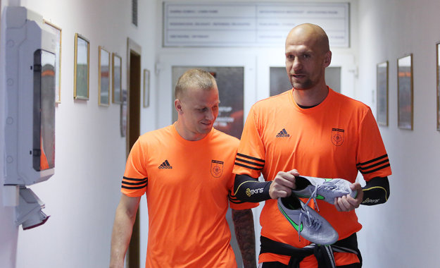 Martin Jakubko (vpravo) odohral poslednú sezónu v Ružomberku.