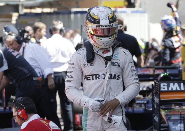 Brit Lewis Hamilton finišoval na treťom mieste.