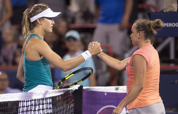 Eugenie Bouchardová (vľavo) a Kristína Kučová.