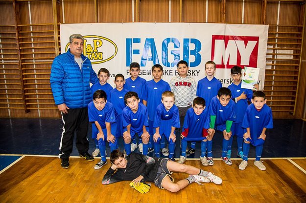 FK Papiereň Slavošovce.