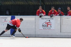 Skalická hokejbalová liga, semifinále Indiáni - Legendy