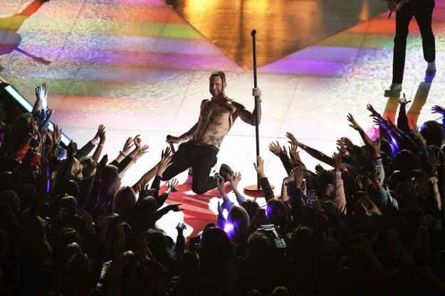 Adam Levine zo skupiny Maroon 5.