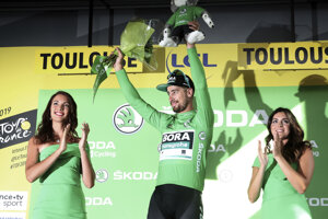 Peter Sagan na pódiu po 11. etape Tour de France 2019.