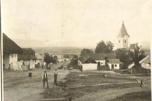 Pohľad na časť obce v roku 1933.