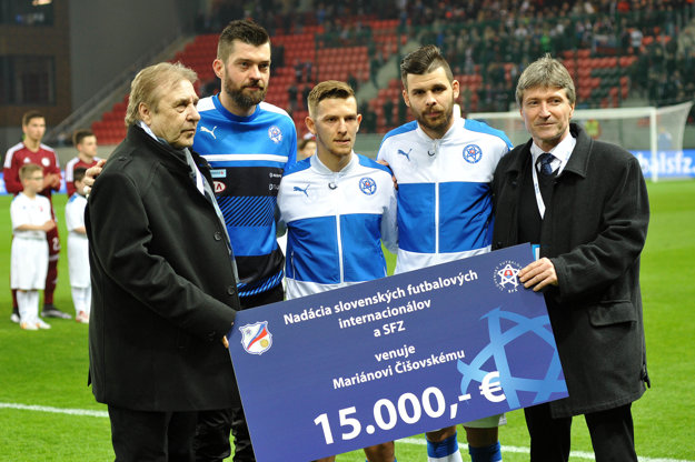 Pomôcť Mariánovi Čišovskému sa snažia všetky osobnosti českého i slovenského športu.