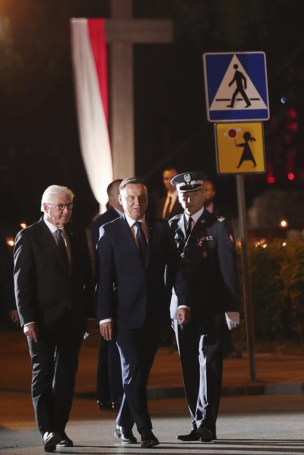 Nemecký a poľský prezident na spomienkovej slávnosti vo Wielune.