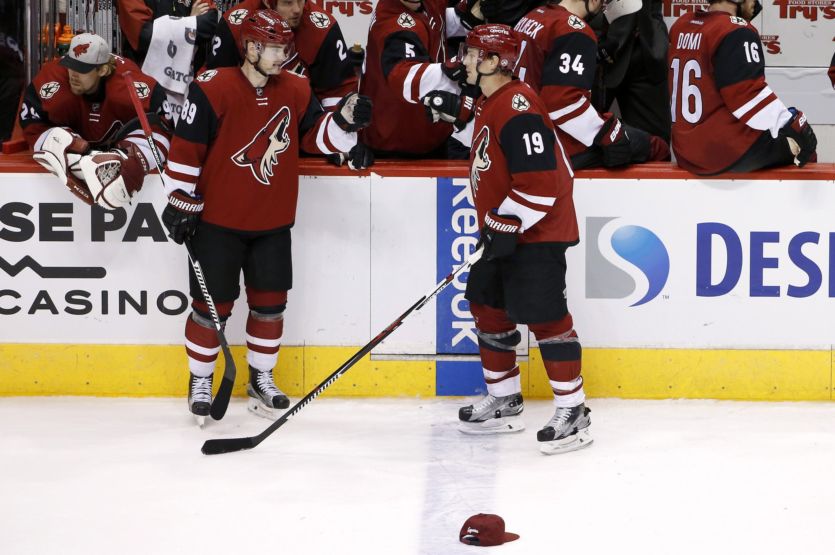 blackhawks_coyotes_hockey-9477f806f80e4e_r285.jpeg blackhawks_coyotes_hockey-9477f806f80e4e_r285.jpeg