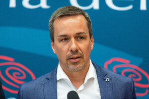 Erik Tomáš.